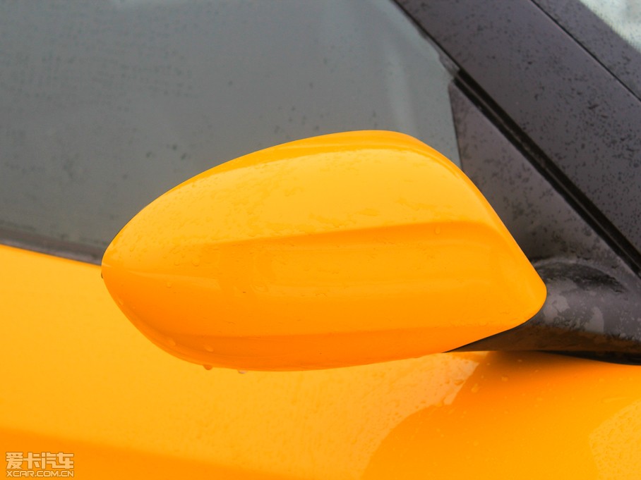 2011��RZ4 sDrive35is ����O�°�