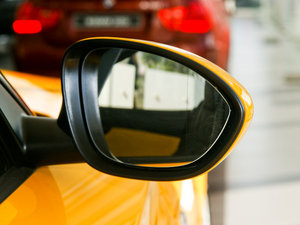 2011sDrive35is O° ^