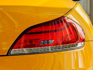 2011sDrive35is O° β