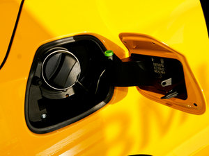 2011sDrive35is O° w