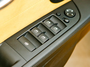 2011sDrive35is O° {܇ƅ^(q)	