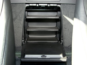 2011sDrive35is O° g