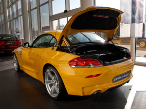 2011sDrive35is O° g