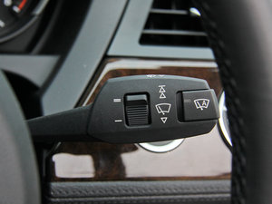 2011sDrive35is п؅^(q)