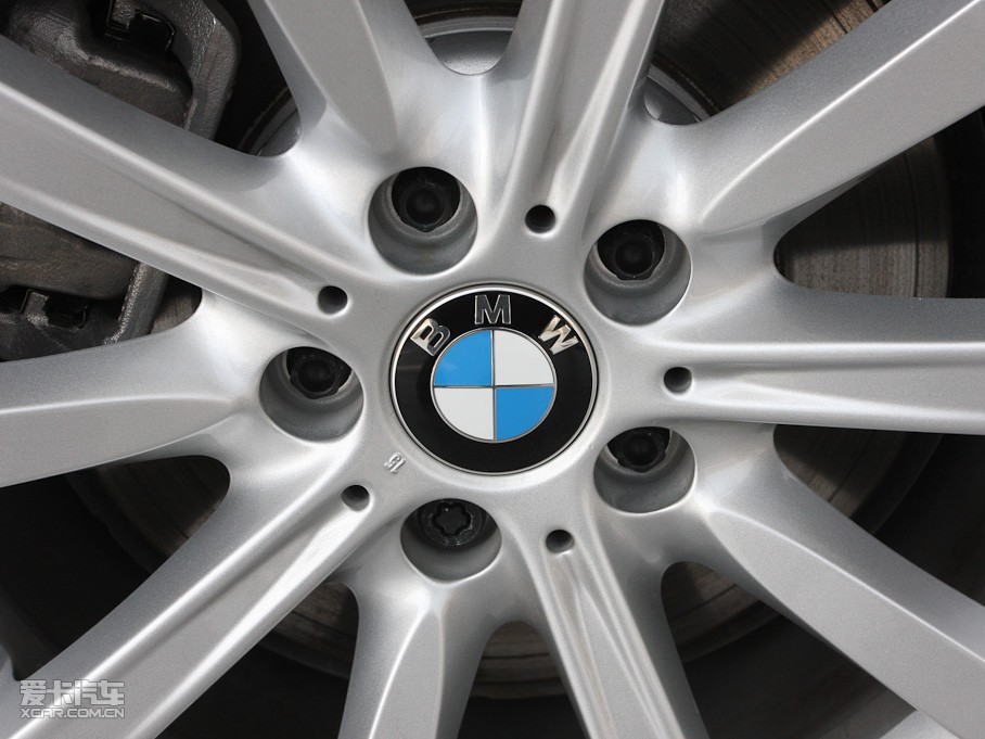 2011R6ϵ 640i I܇