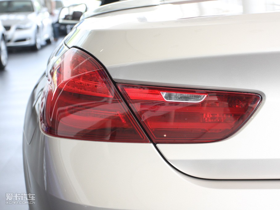 2011R6ϵ 640i I܇