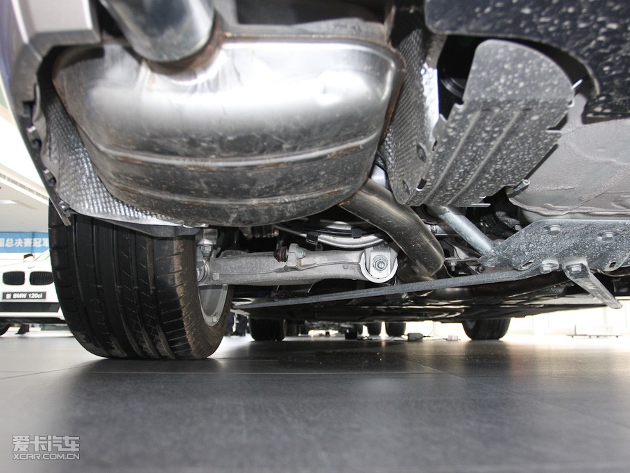 2011R6ϵ 640i I܇