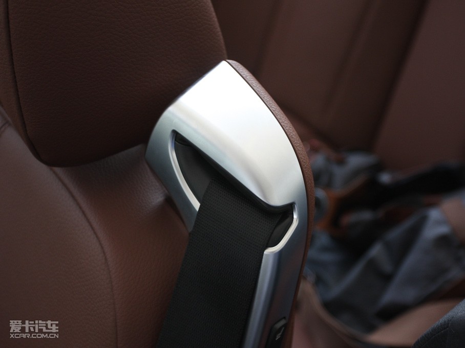 2011R6ϵ 640i I܇