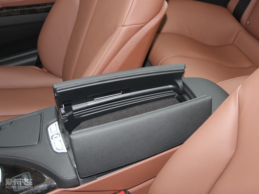 2011R6ϵ 640i I܇