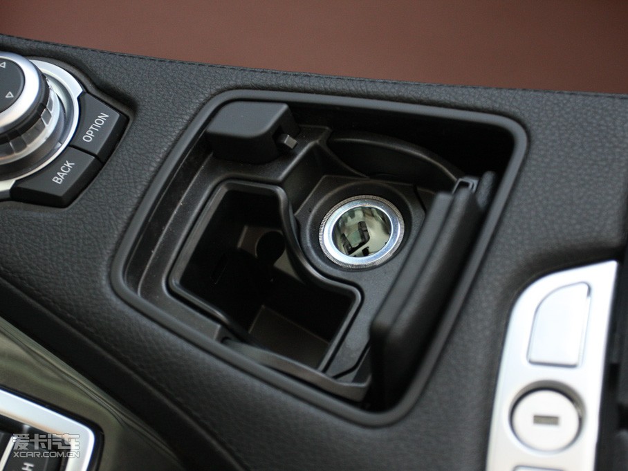 2011R6ϵ 640i I܇