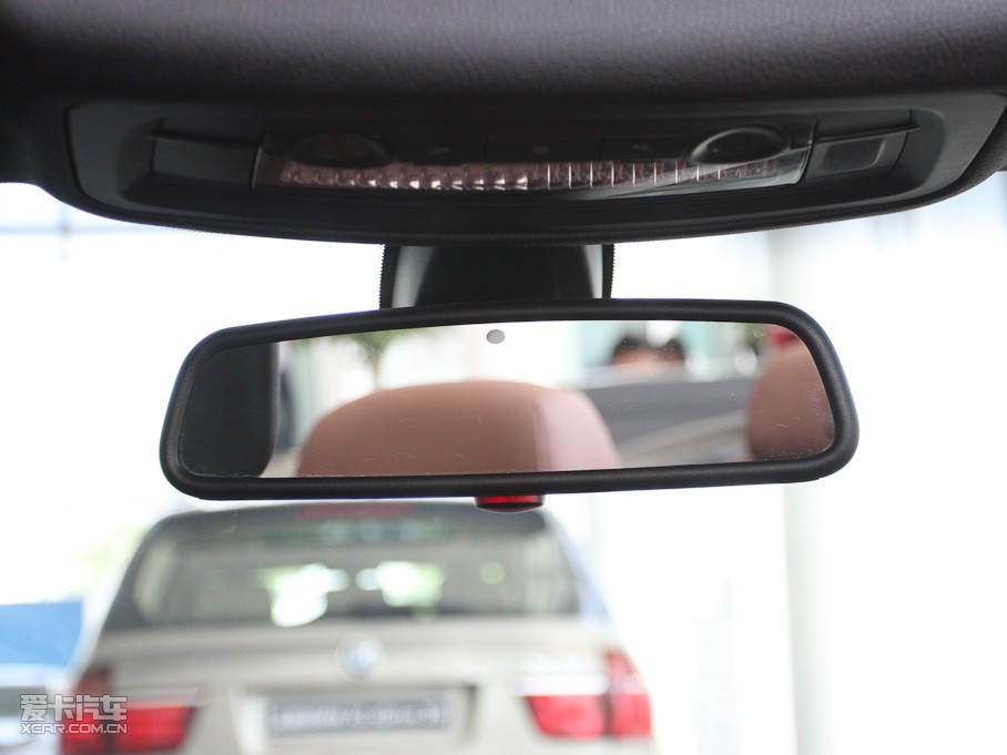 2011R6ϵ 640i I܇