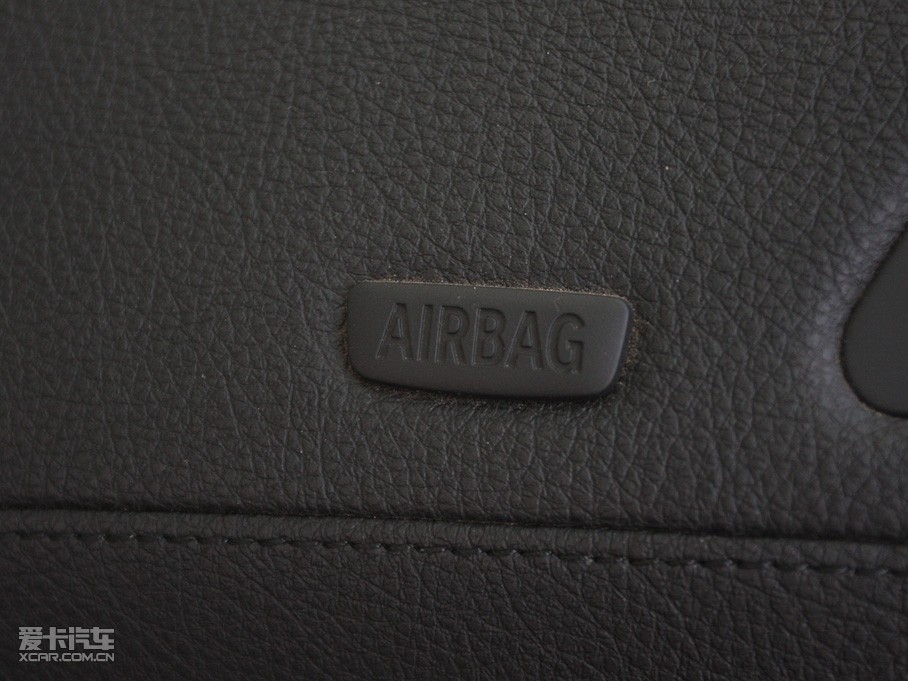 2011R6ϵ 640i I܇