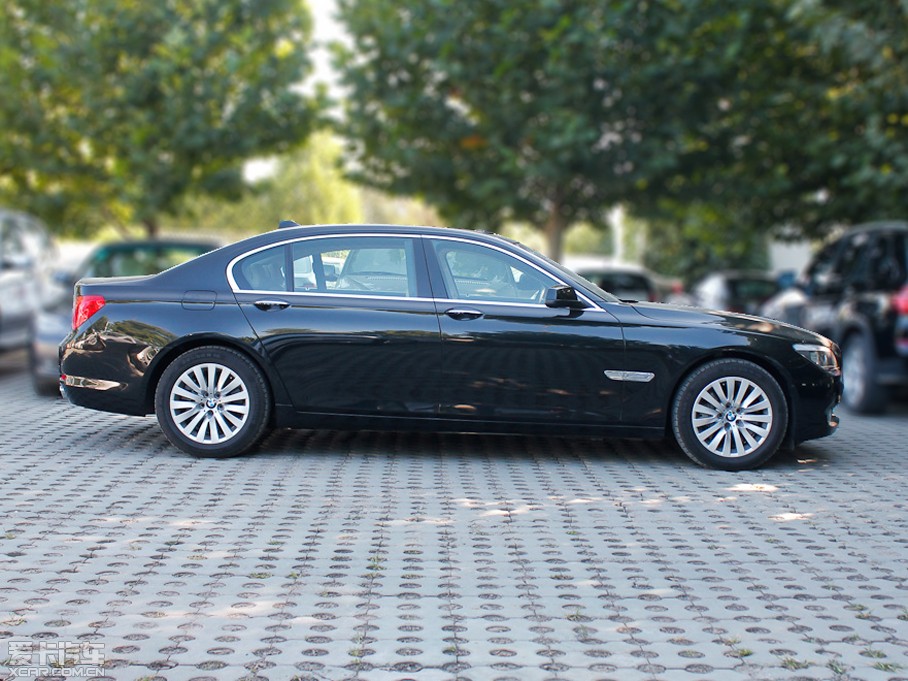 20117ϵ 750Li xDrive