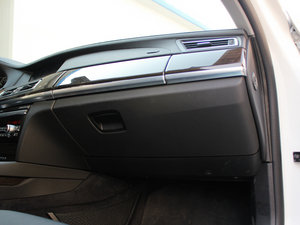 2009款730Li 典雅版 空间座椅