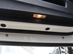 2009款730Li 豪华版 空间座椅