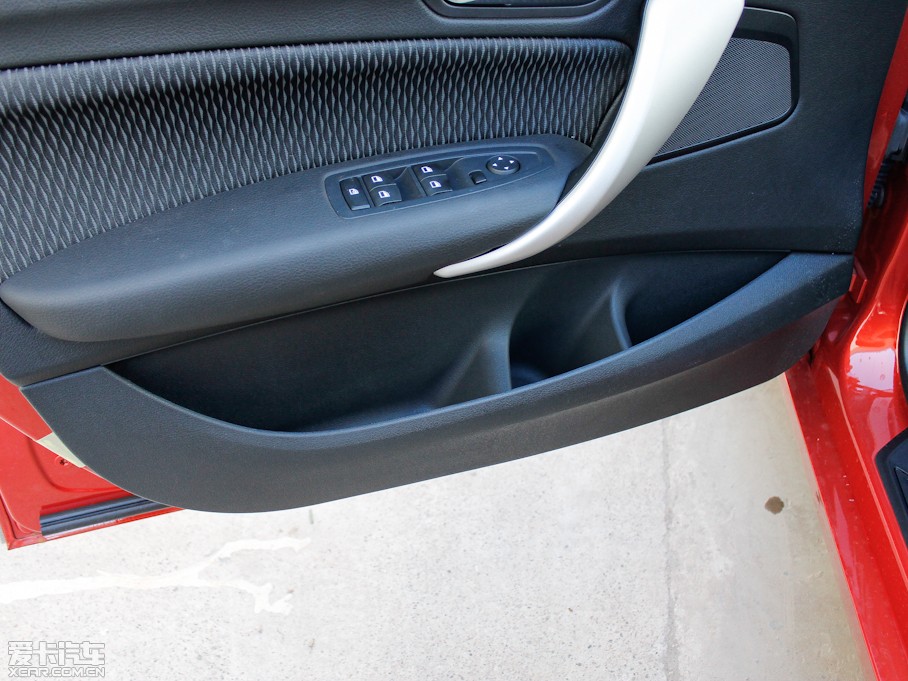 2012R1ϵɎ 118i IȰ