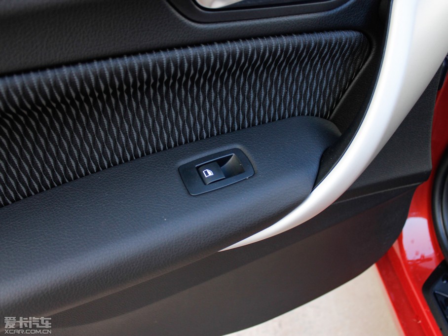 2012R1ϵɎ 118i IȰ