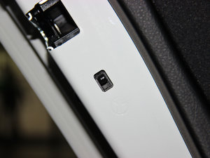 2012118i \(yn)(dng) g