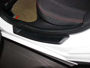 2012118i \(yn)(dng) g