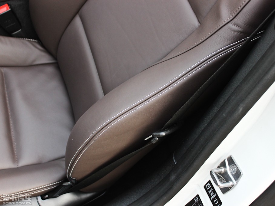 2012RZ4 sDrive20i ʮ