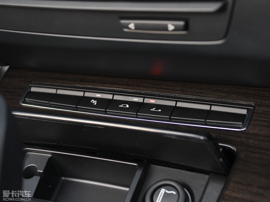 2012RZ4 sDrive20i ʮ