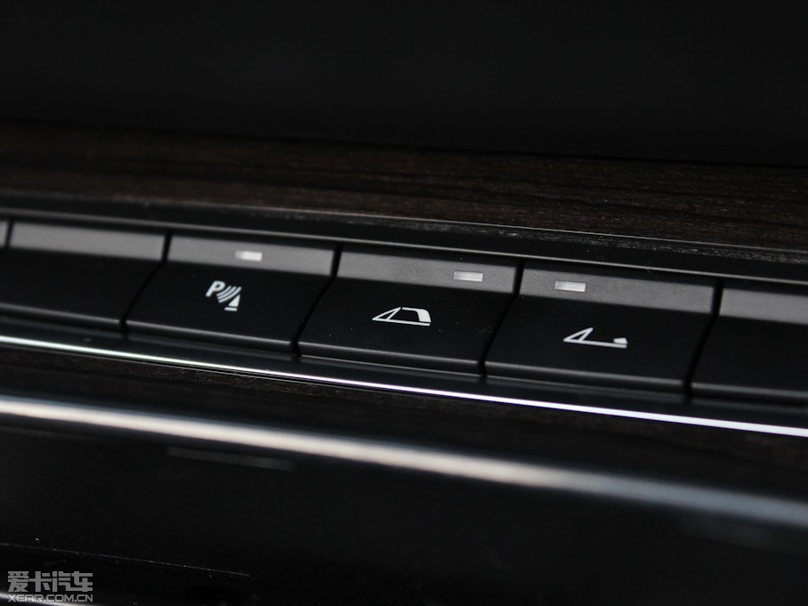 2012RZ4 sDrive20i ʮ