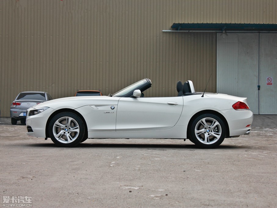 2012RZ4 sDrive28i IȰ