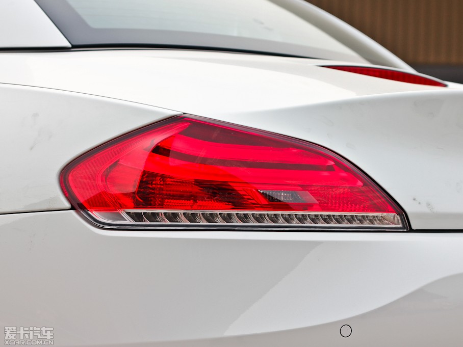 2012RZ4 sDrive28i IȰ