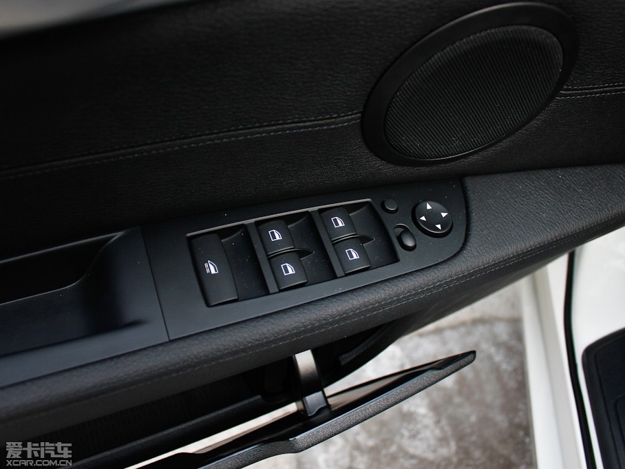 2012RZ4 sDrive28i IȰ