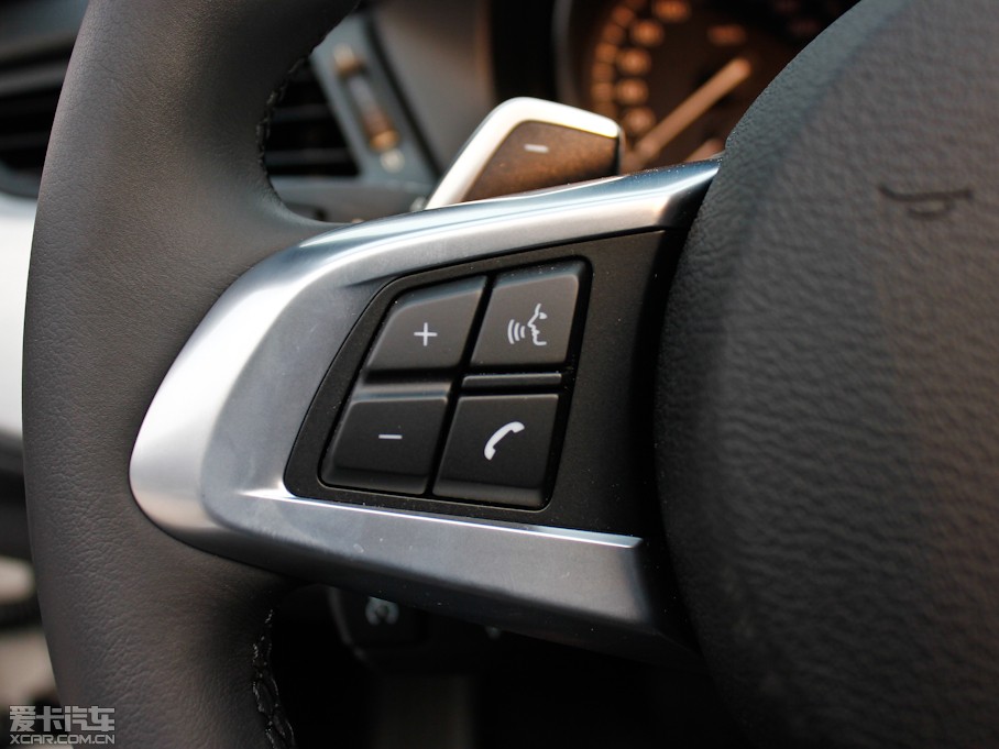 2012RZ4 sDrive28i IȰ