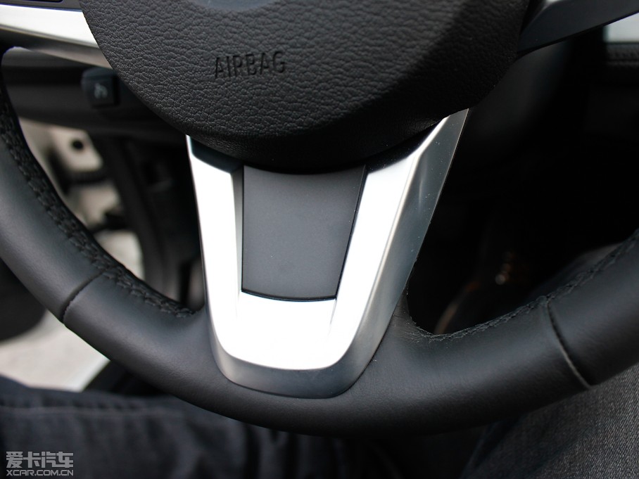 2012RZ4 sDrive28i IȰ