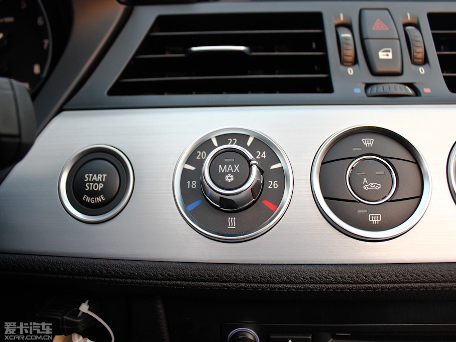 2012RZ4 sDrive28i I(lng)Ȱ