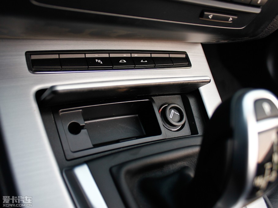 2012RZ4 sDrive28i I(lng)Ȱ