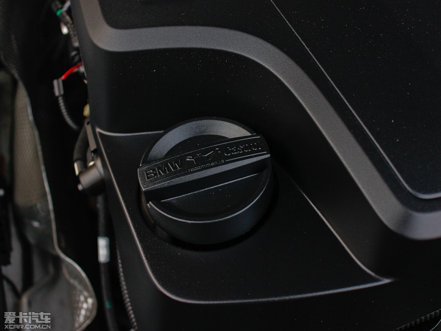 2012RZ4 sDrive28i IȰ