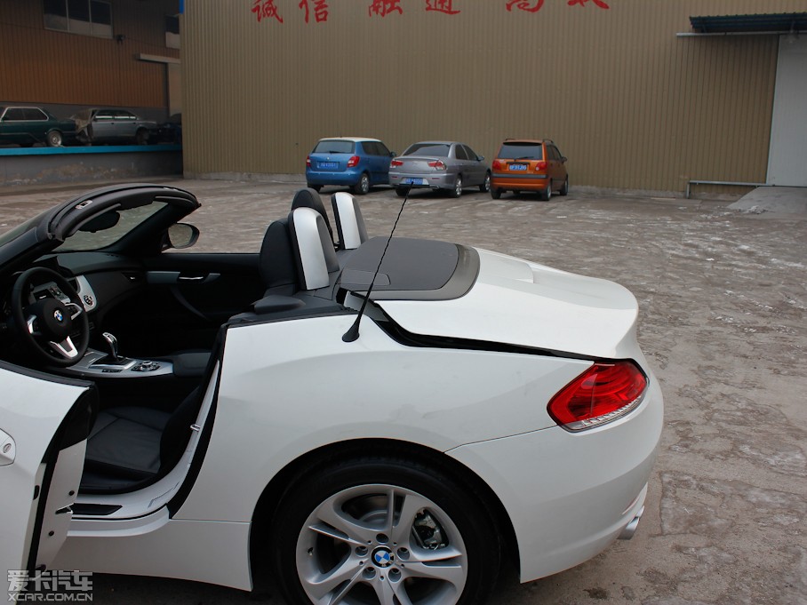 2012RZ4 sDrive28i IȰ