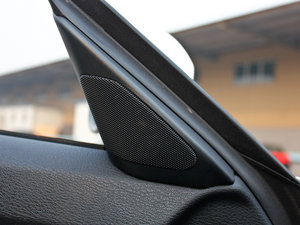 2012sDrive28i IȰ п؅^(q)