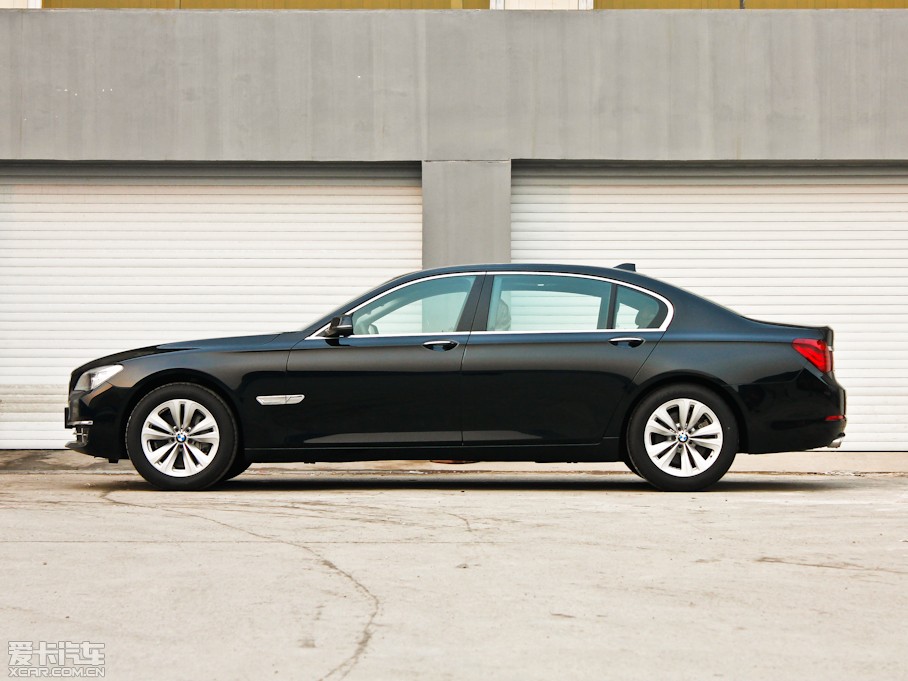20137ϵ 730Li 