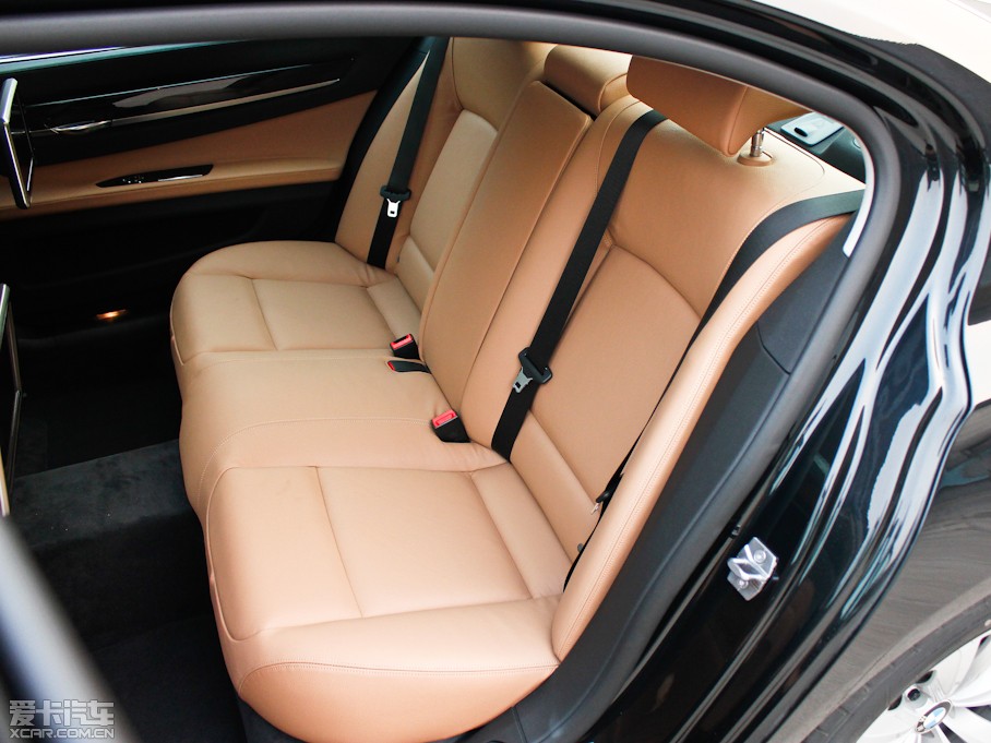 20137ϵ 730Li 