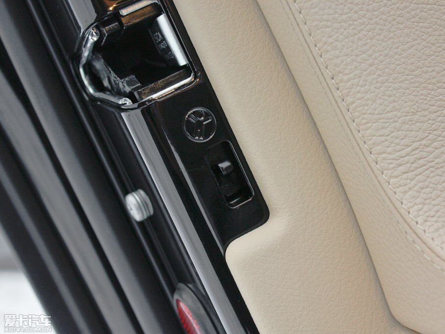 2013R7ϵ 740Li xDrive