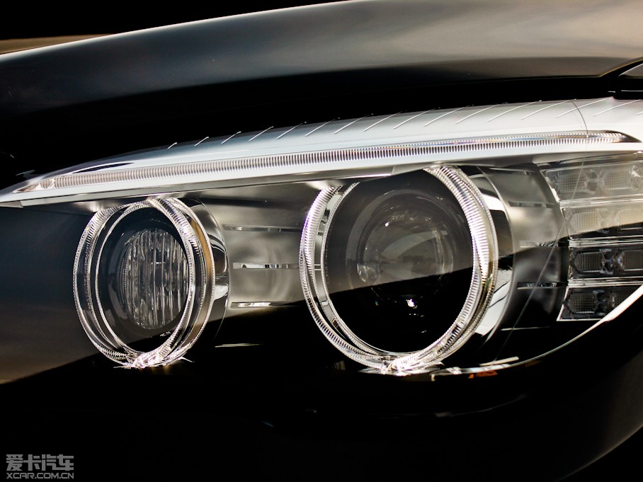 2013R7ϵ 740Li xDrive