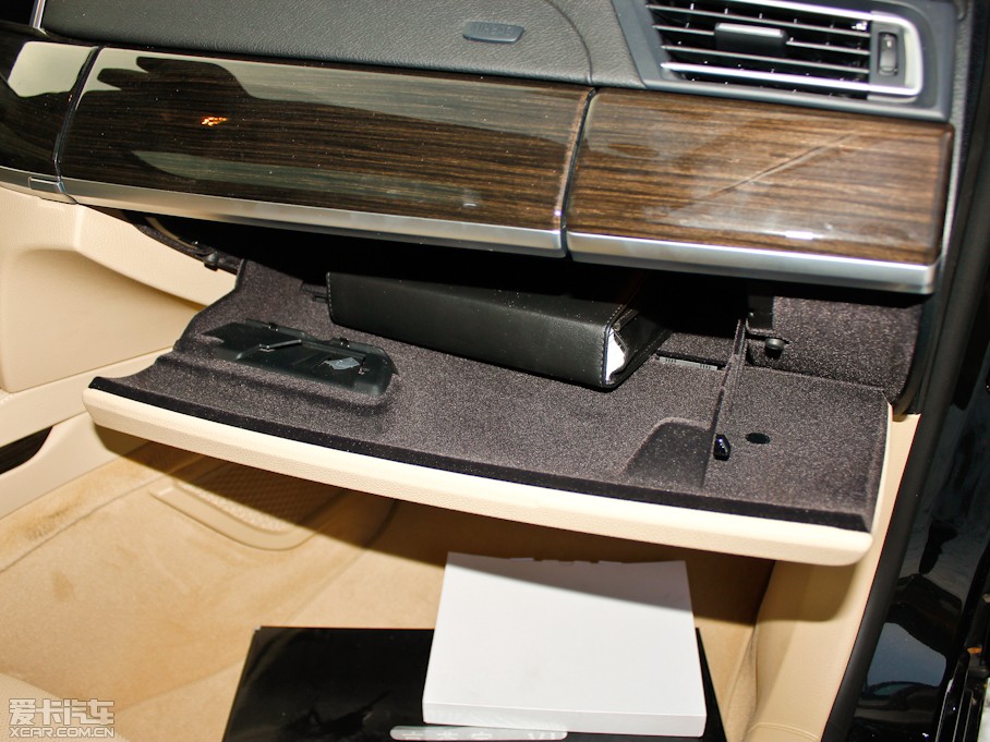 2013R7ϵ 740Li xDrive