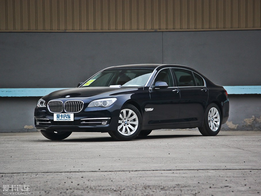 2013款宝马7系 740Li 领先型