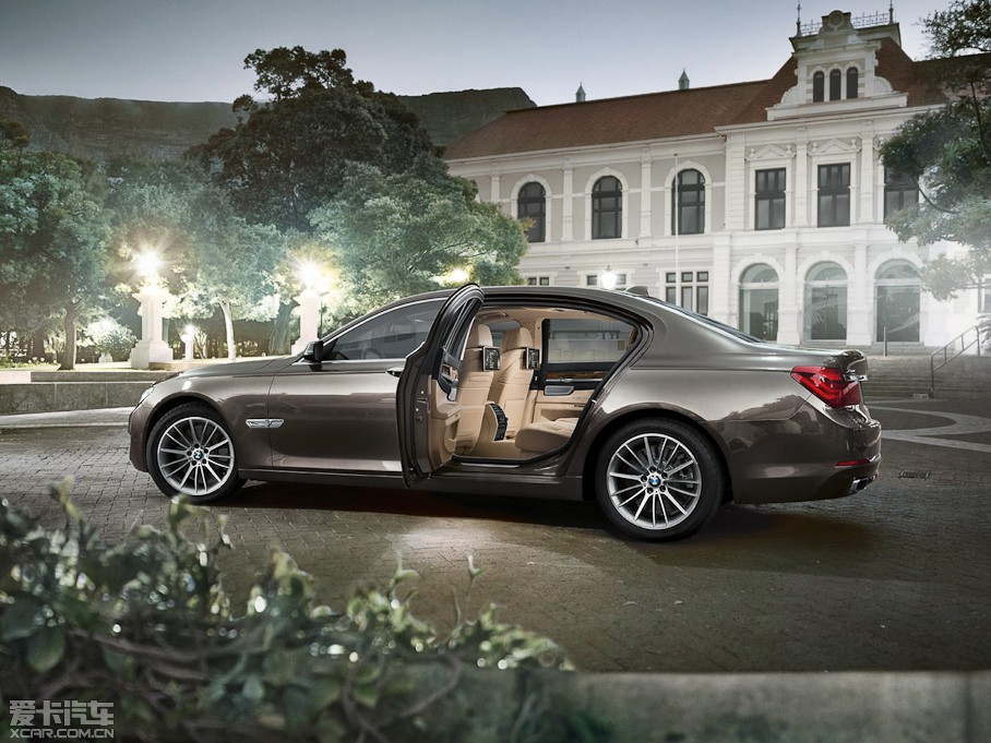 2013R7ϵ 750Li xDrive