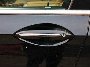 2013款740Li 豪华型 主驾门拉手