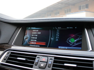 2013款730Li 领先型 中控区