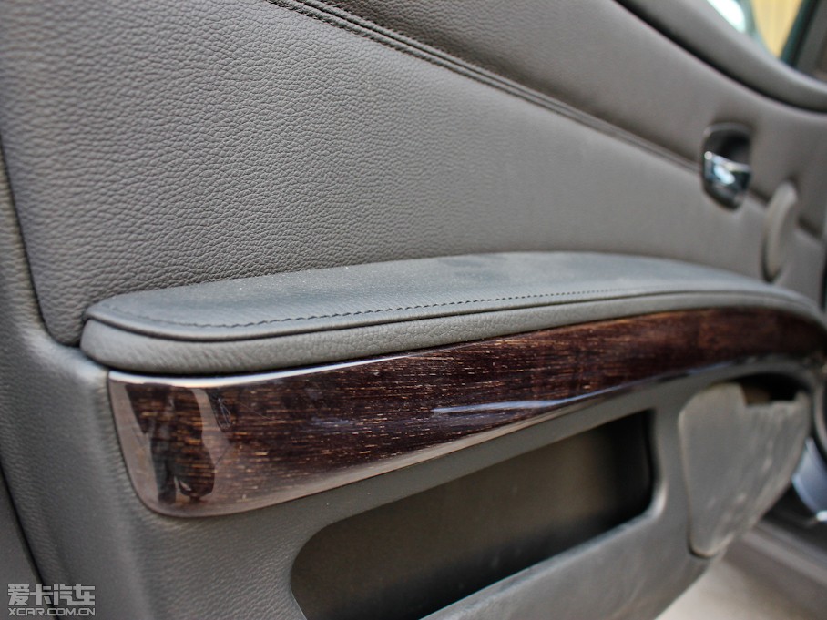 2011R3ϵpT 330i pTI܇