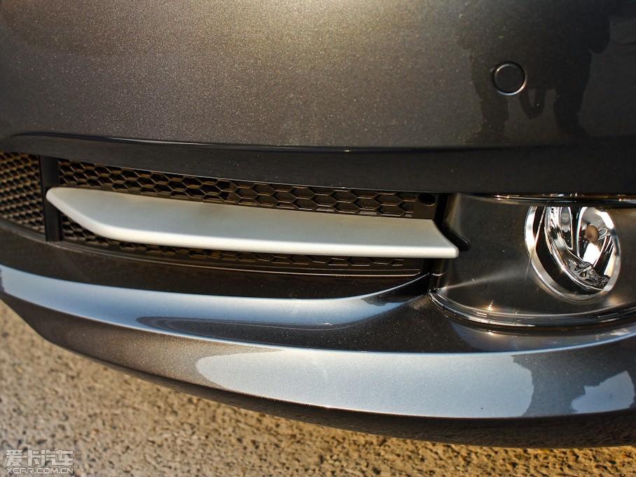 2011R3ϵpT 330i pTI܇