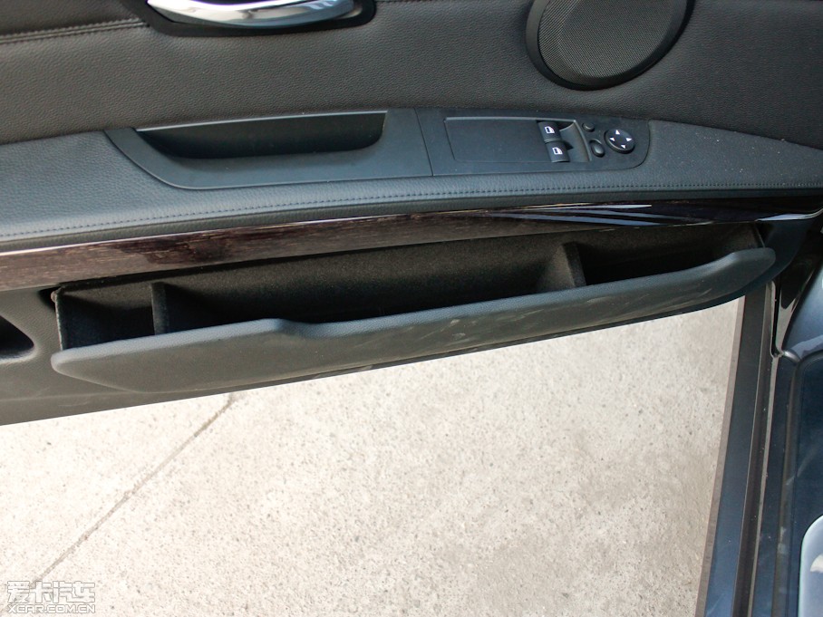 2011R3ϵpT 330i pTI܇