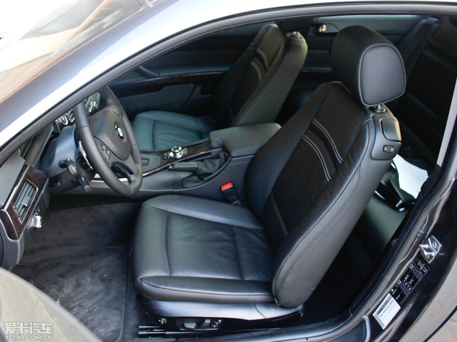 2011R3ϵpT 330i pTI܇