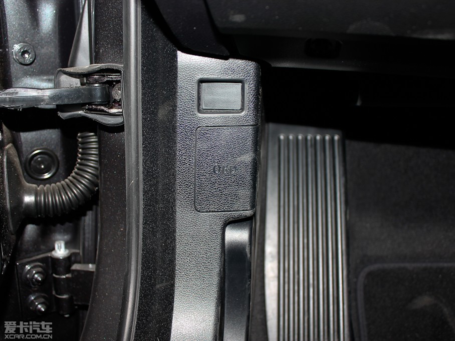 2011R3ϵpT 330i pTI܇